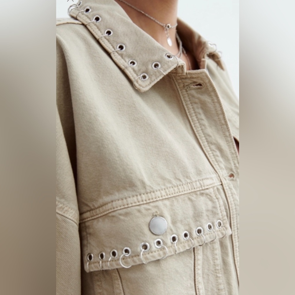 Zara Shacket - Picture 2 of 11